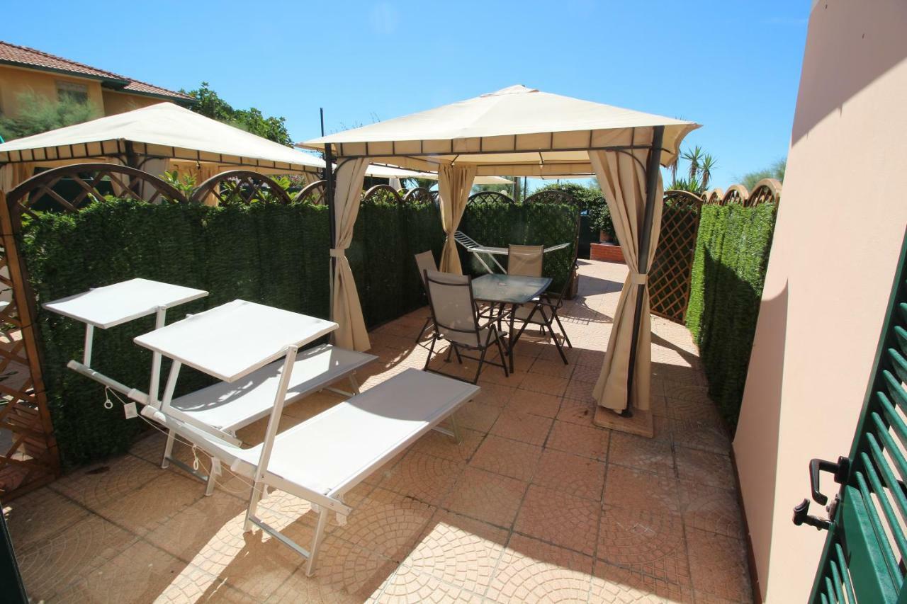 Del Prado Aparthotel Riva Ligure Exterior foto